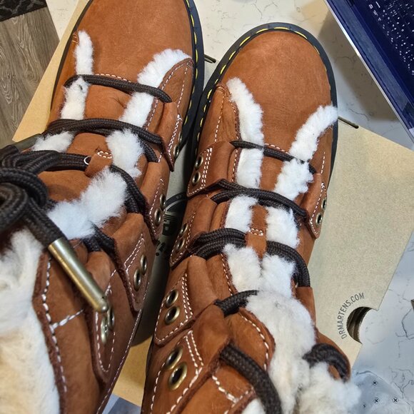 Dr. Martens 1460 Lace to Toe Fur Lined Buttersoft Nubuck Boots Brown Women's 7 - Picture 7 of 13